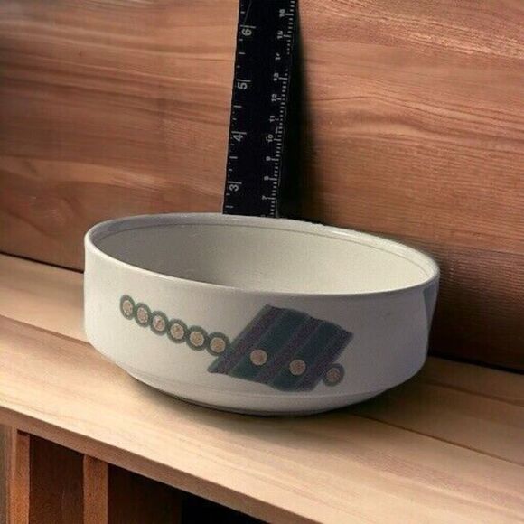 Mikasa Intaglio Lifestyle Geometric Cereal Bowls Design by John Bergen Set Of 2 - Picture 3 of 5